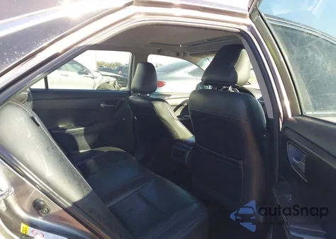 2015 Toyota Camry Se z USA, uszkodzony, nr VIN 4T1BF1FK7FU050168